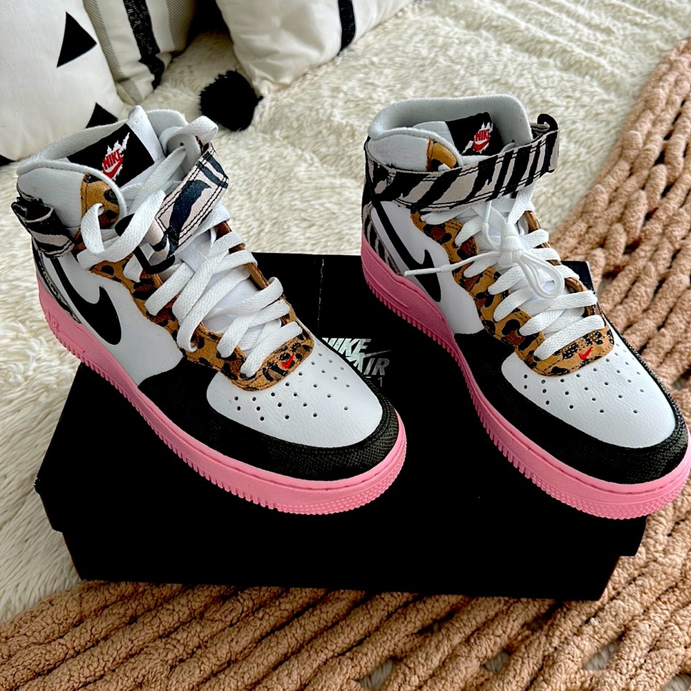 Nike Air Force 1’s woman’s
